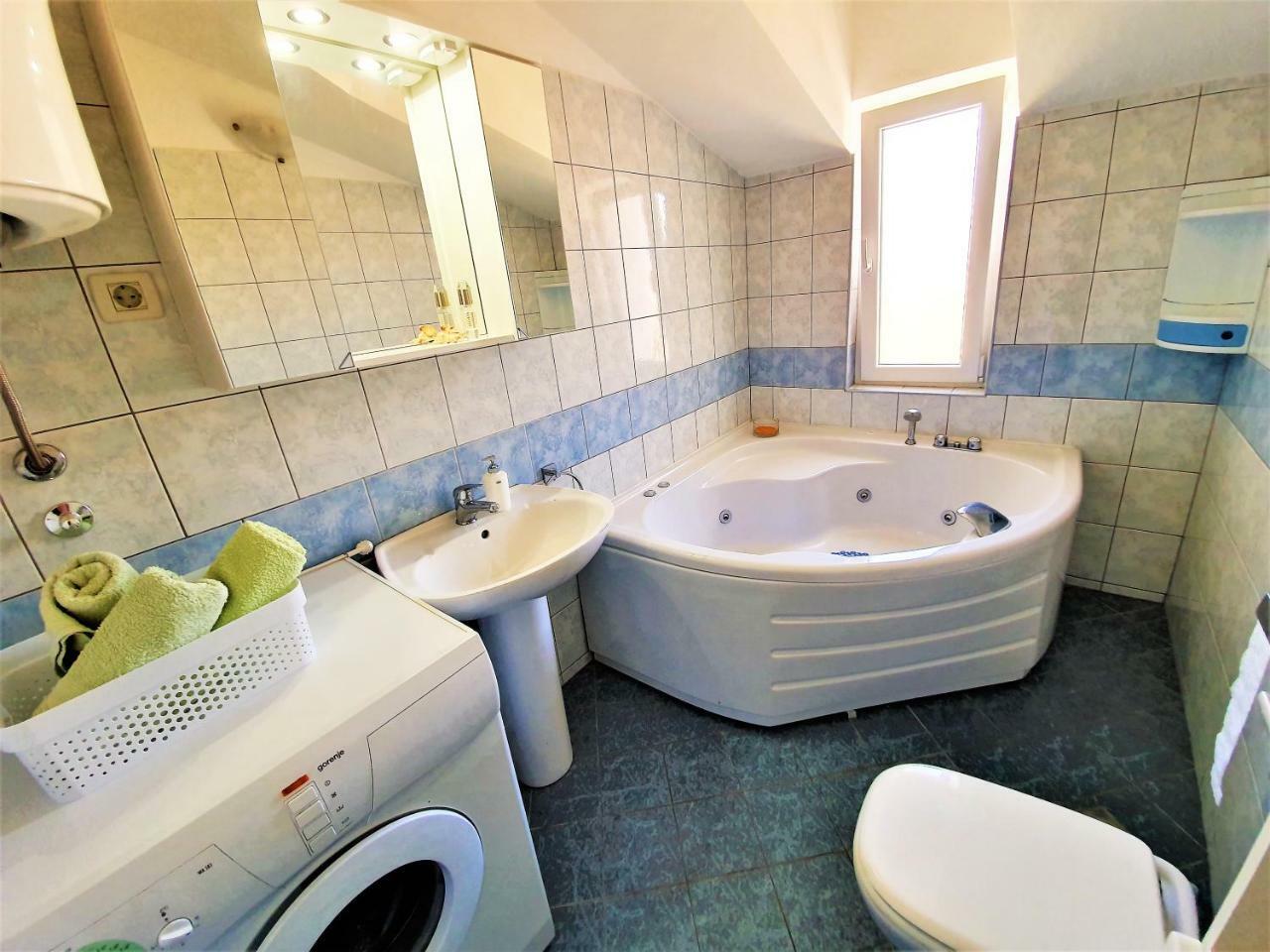Click In Apartment Stobrec Next To 스플리트 외부 사진